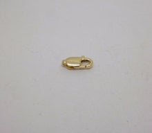 Load image into Gallery viewer, 9ct Gold 9mm Trigger Clasp Lobster Clasp Lobster Claw Gold Jewellery Fastener
